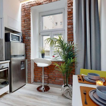 New Stylish Place For Couple Bratislava Exteriör bild